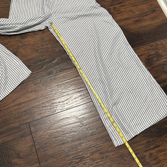 Striped Wide-Leg Pants - Picture 7 of 12